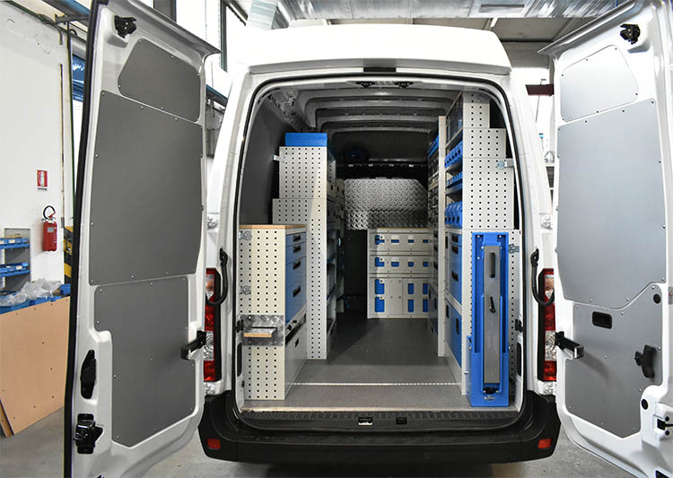 01 Movano equipado por Syncro System Tecnove