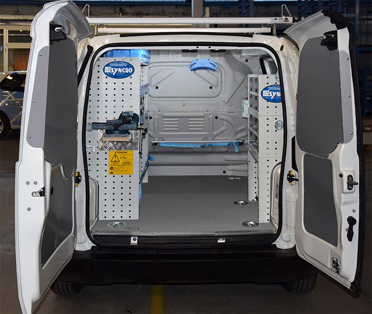 01 Fiorino equipado Syncro Tecnove