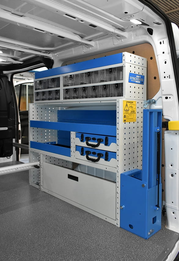 03 Custom con cajones transparentes Syncro Tecnove
