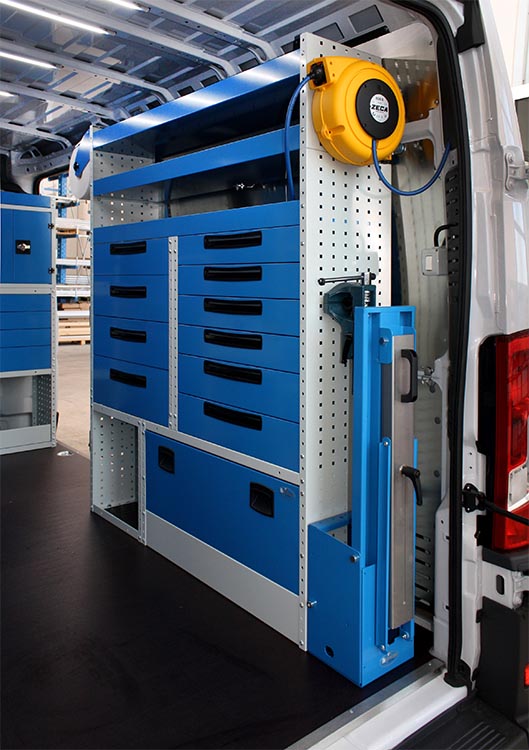 03 Ducato con soporte basculante Syncro Ultra Tecnove