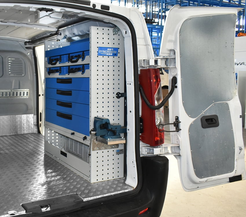 03 Portamorsa estraibile su Scudo Syncro Tecnove