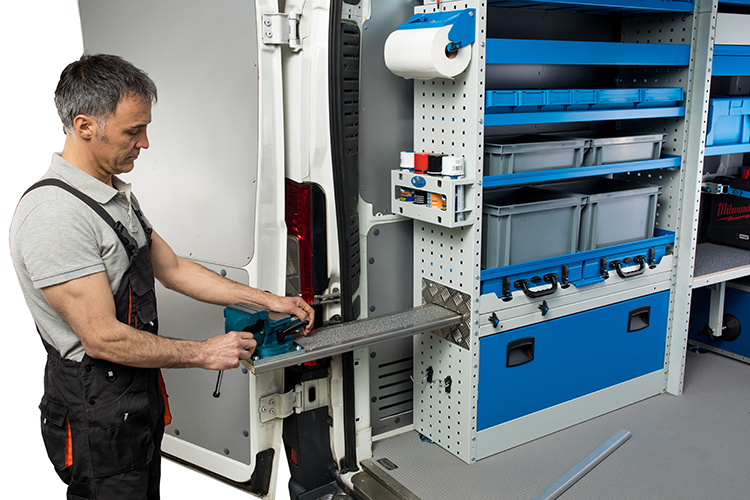 04 porta abrazadera extraíble Tecnove