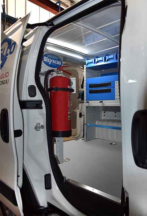 04 Fiorino equipado Syncro Tecnove